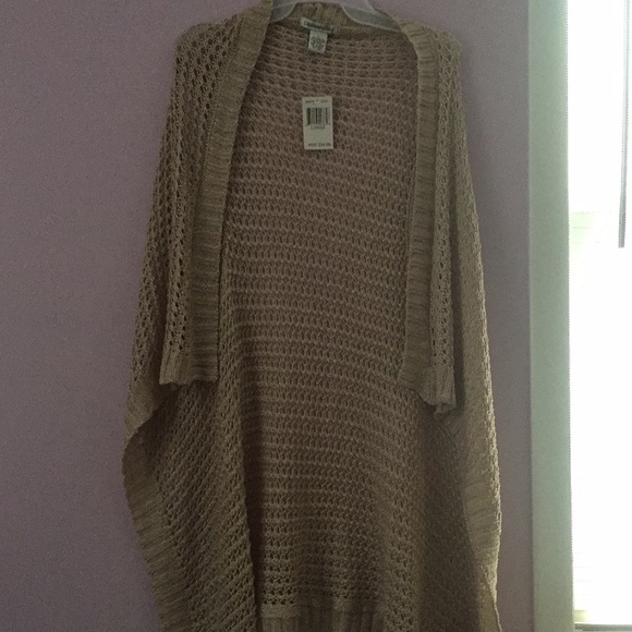 Knitted Throw Over w/ Arm Holes - Picture 3 of 3